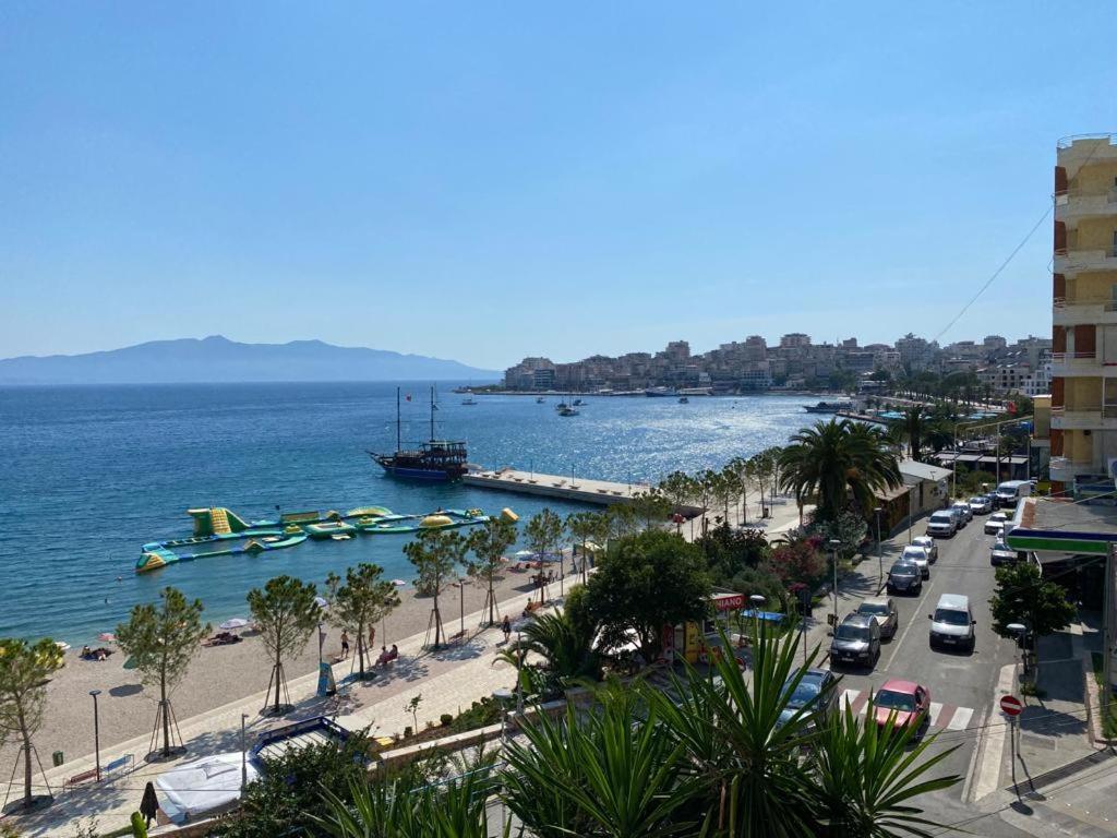 Sea Breeze Apartment ساراندا المظهر الخارجي الصورة