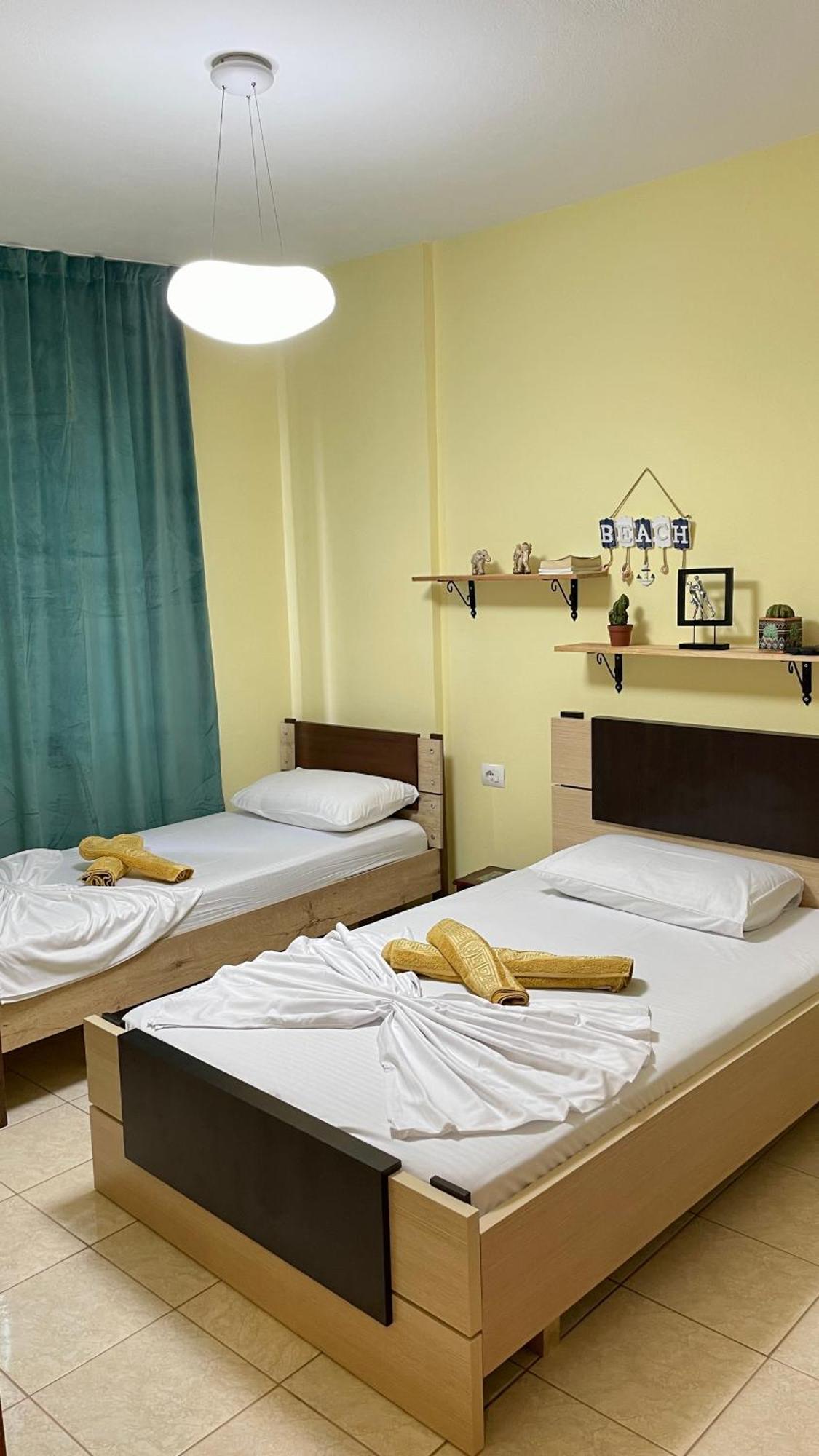 Sea Breeze Apartment ساراندا المظهر الخارجي الصورة