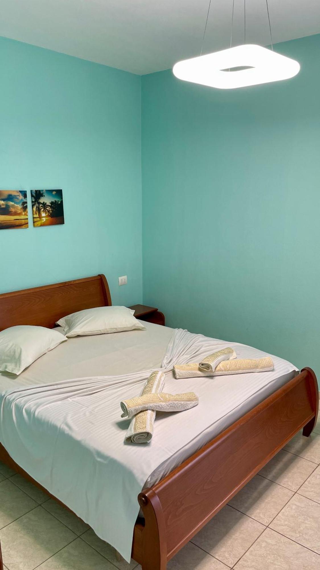 Sea Breeze Apartment ساراندا المظهر الخارجي الصورة